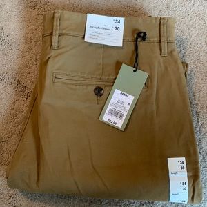Men’s straight Chino NWT